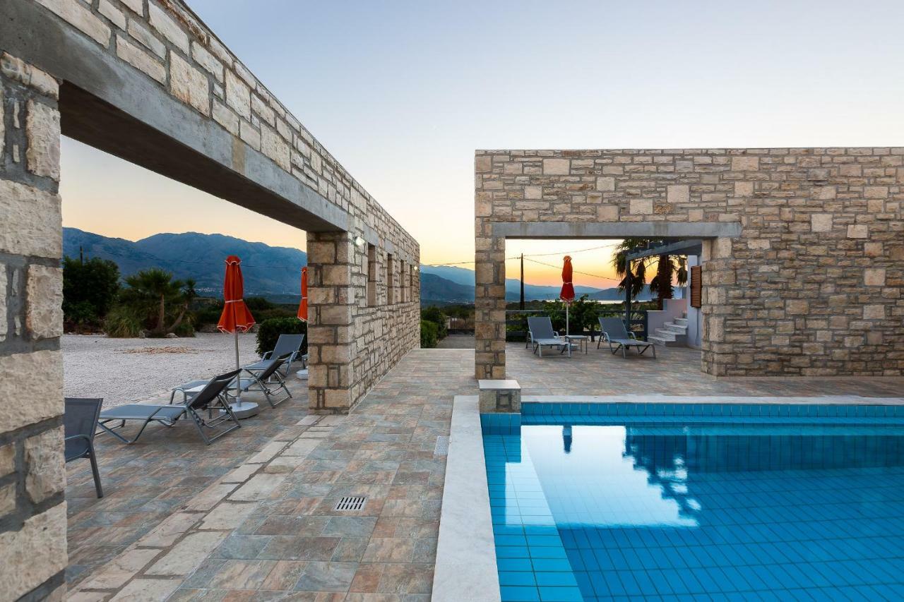 Villa Ypsilon Karotí Exterior foto